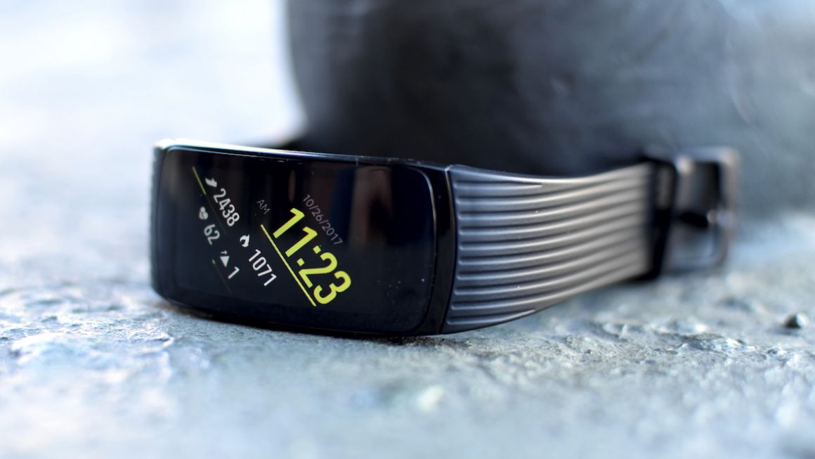 Đánh giá Samsung Gear Fit2 Pro: Nâng cấp để hướng tới trải nghiệm!