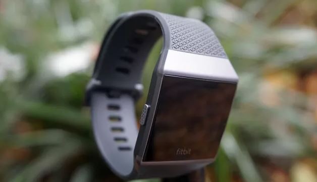 đồng hồ thông minh Fitbit Ionic