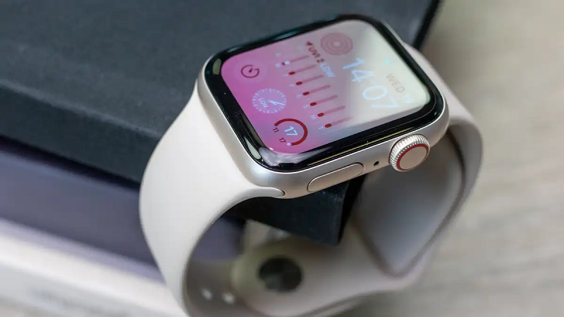 Apple Watch SE (2022) 